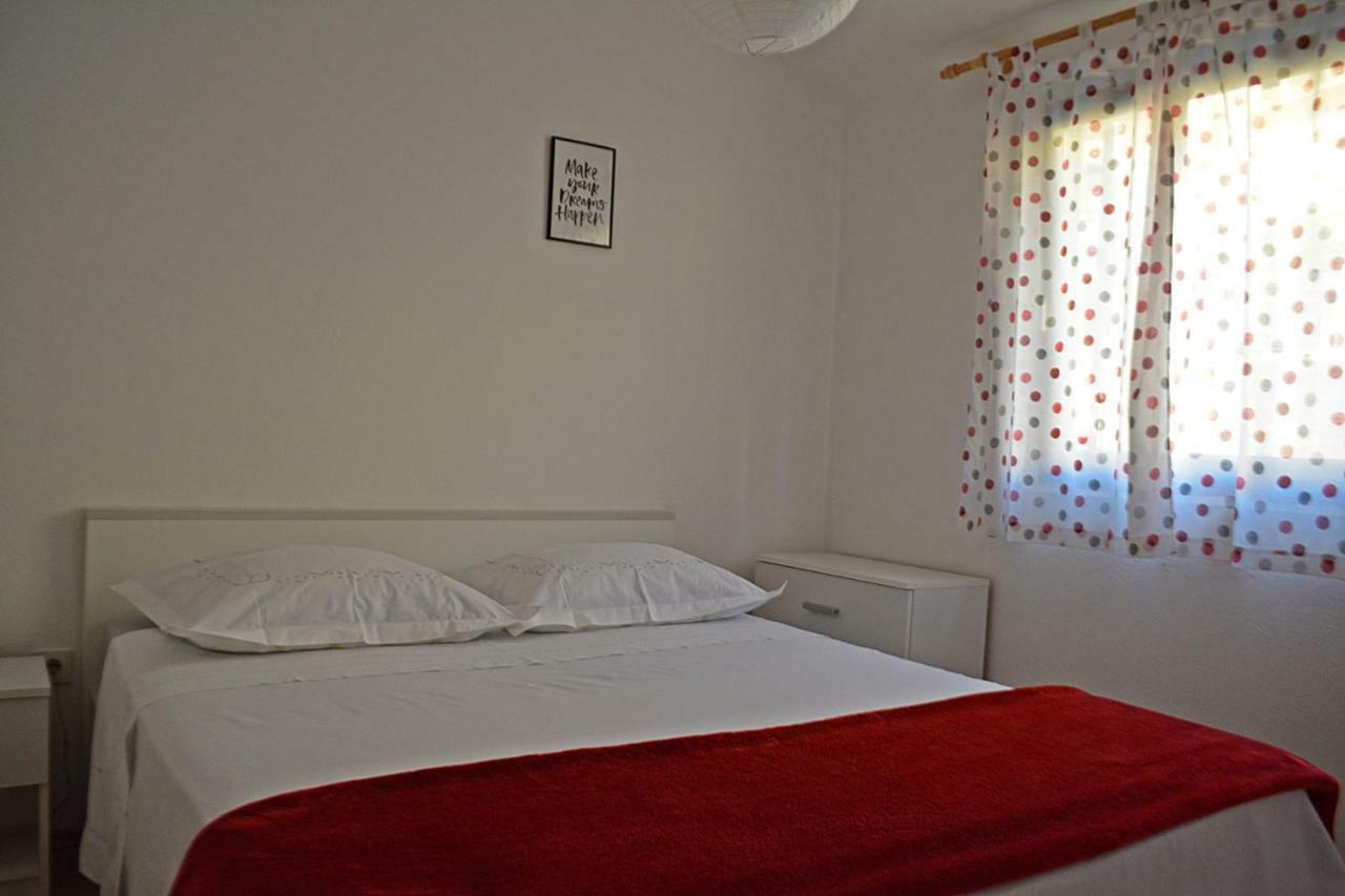 Cosy Sunset Apartment Omiš Kültér fotó
