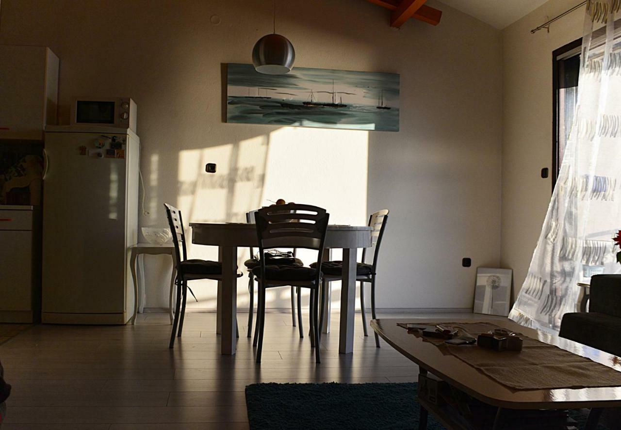 Cosy Sunset Apartment Omiš Kültér fotó